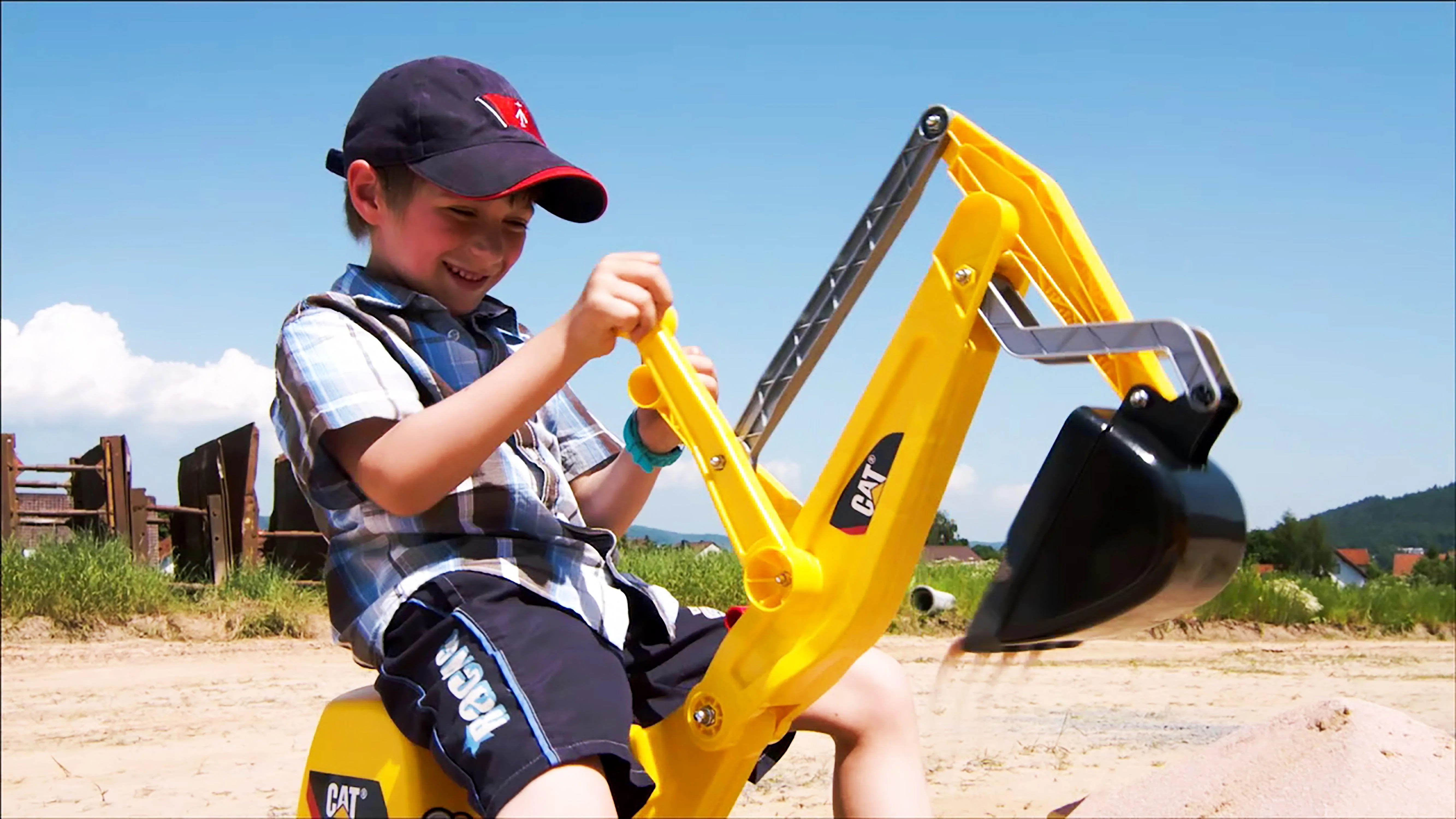Cat® Excavatore a Cavalcare