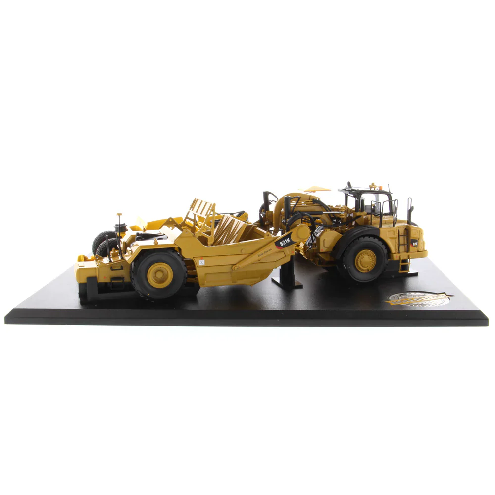 1:50 621K Rimorchiatore e Scarificatore No. 70 con Trattore a Cingoli D7